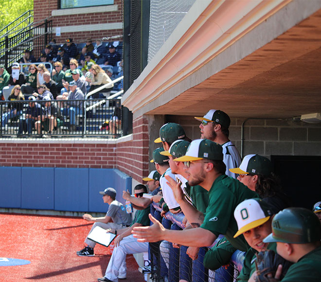 Oswego Takes Down Southern Maine, 6-4