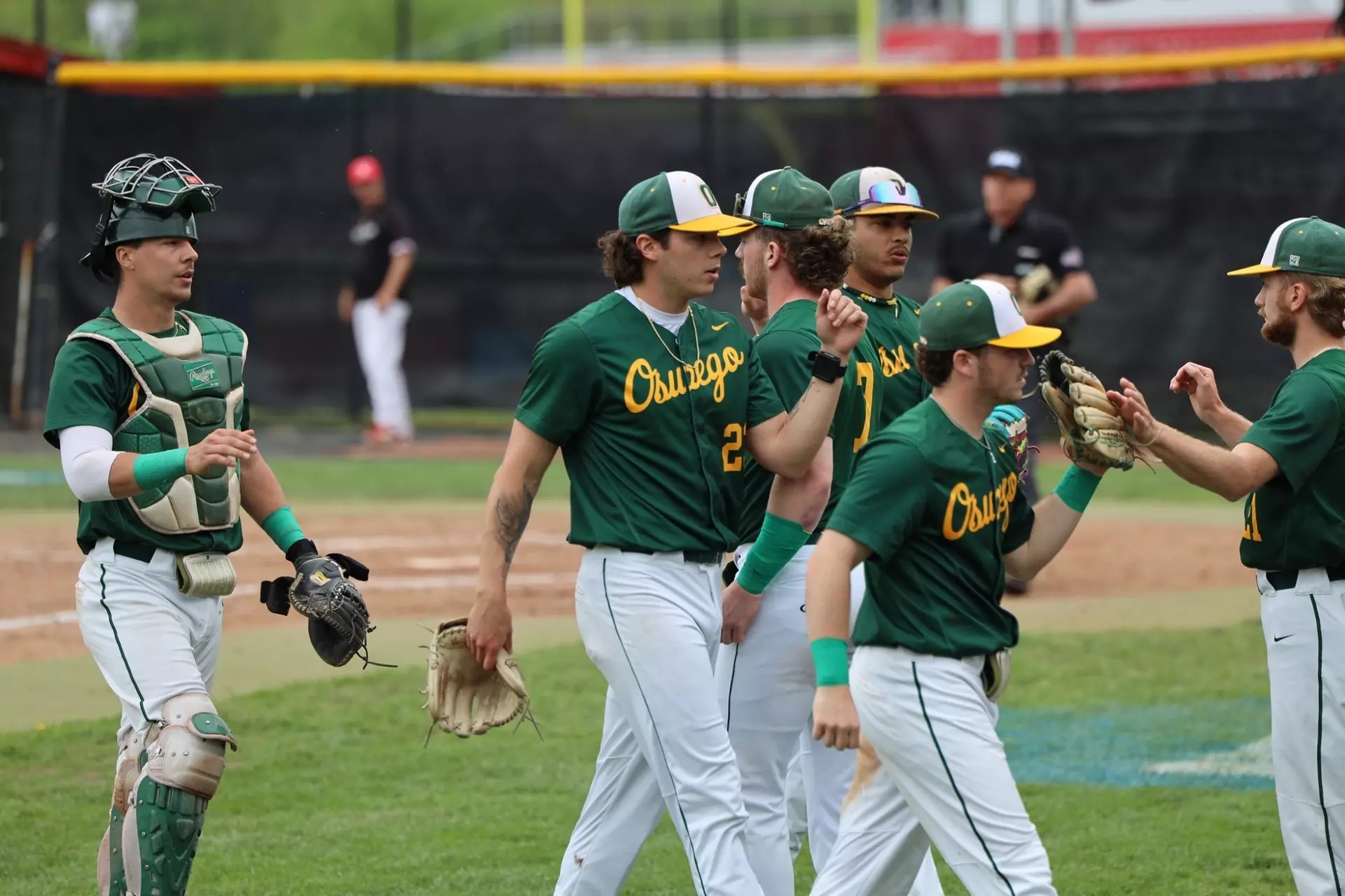 Lakers Defeat Bridgewater State, Plagued by Errors in Second Loss to Concordia