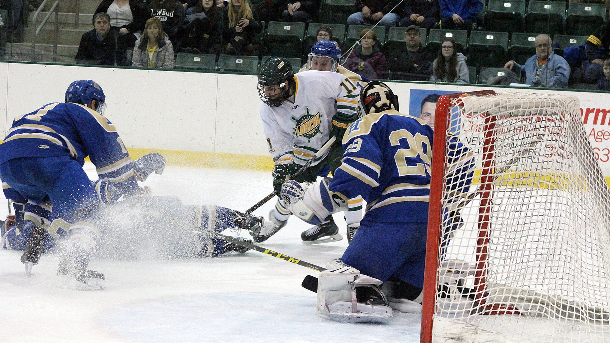 Oswego falls to Hamilton, 3-1, in the first round of the NCAA tournament