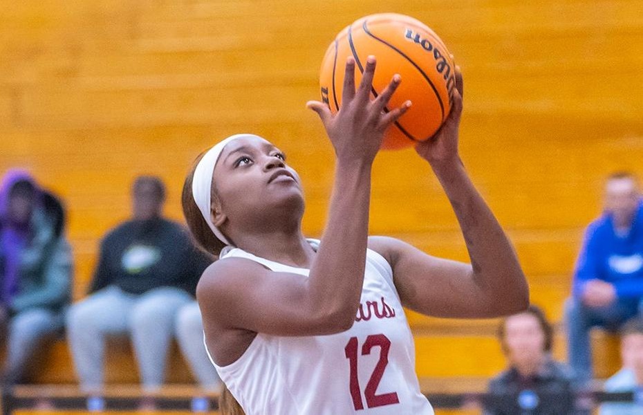 Howard Tabbed SUNYAC Women's Basketball Athlete of the Week