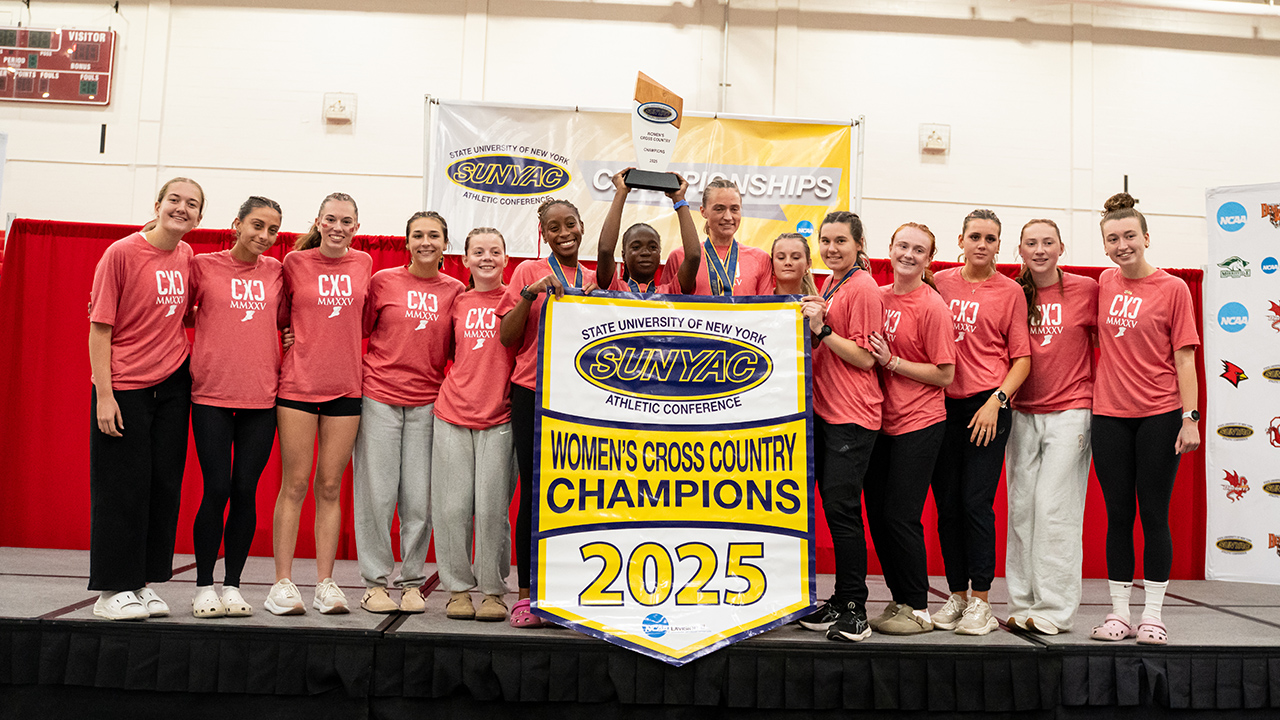 Cortland Captures Second-Straight SUNYAC Women's Cross Country Team Title