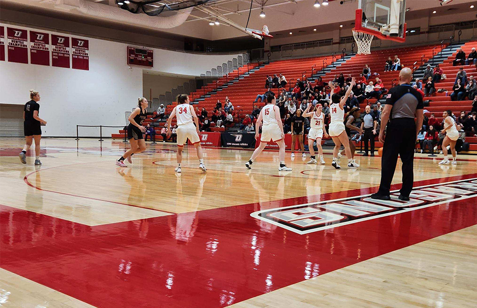 Oneonta and Geneseo Advance to SUNYAC Women's Basketball Semifinals