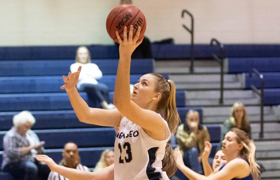 Lauren Romito Voted SUNYAC Women's Basketball Scholar Athlete of the Year