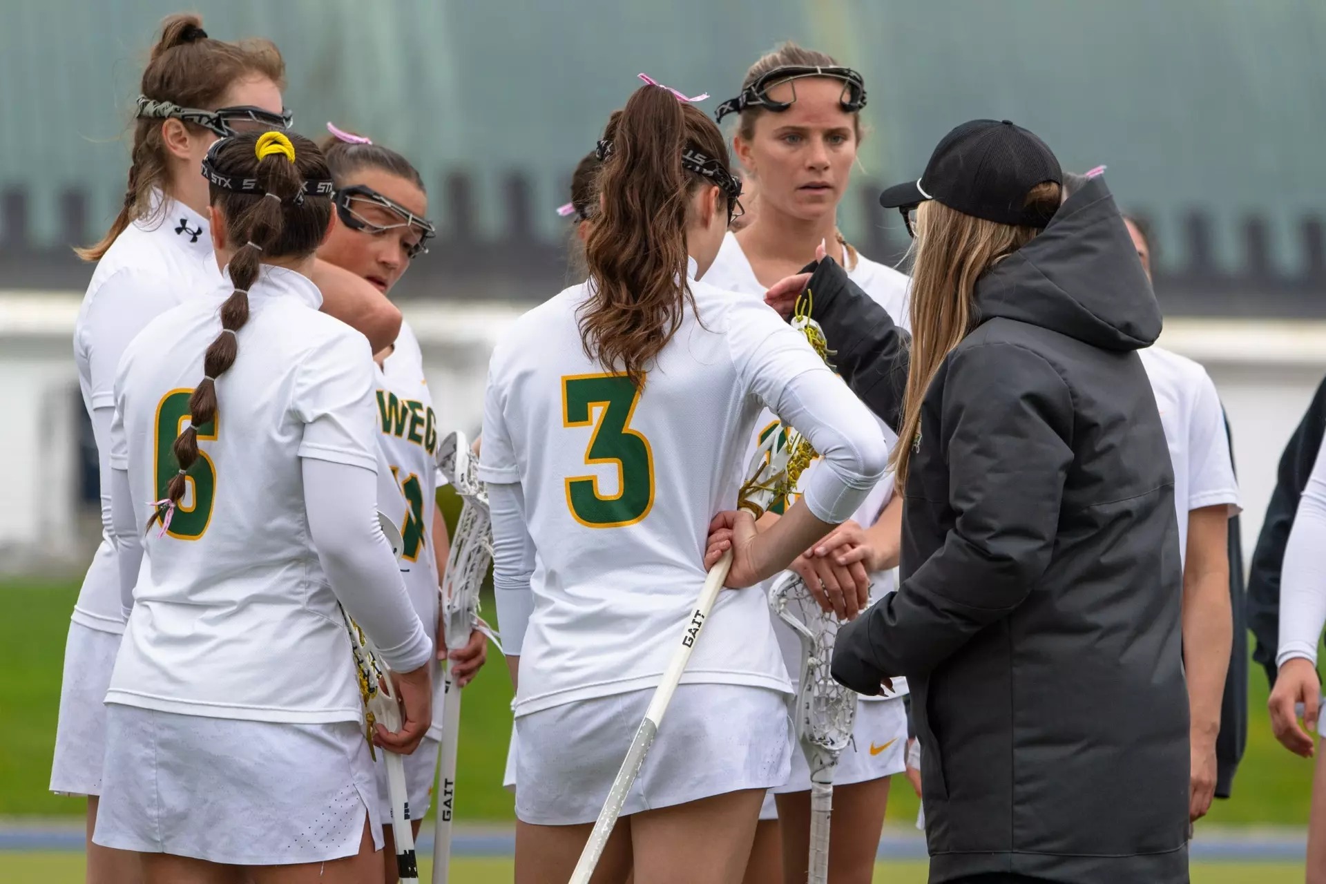 Oswego Women's Larcrosse Falls 17-13 to Ithaca in the First round of the NCAA Tournament, Bringing their Historic Season to an end